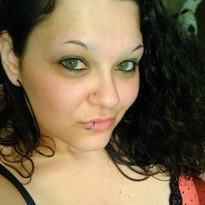 Meet your Posher, Manda